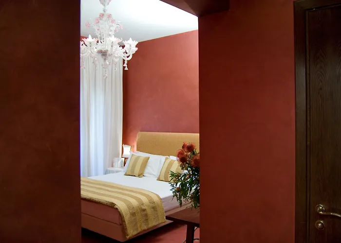 Hotel Columbia