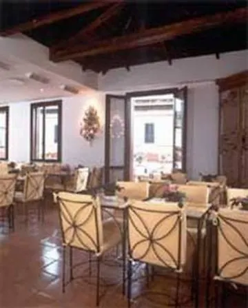 Columbia Hotel