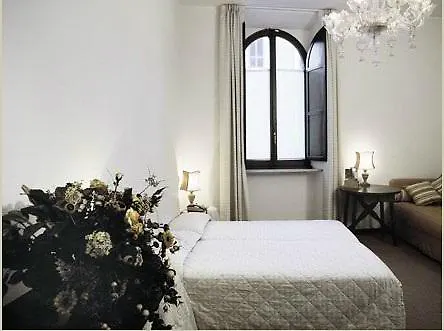 Columbia Otel Roma